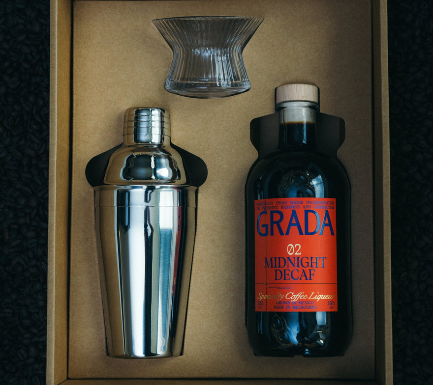GRADA Gift Box 02 Midnight Decaf — bottle, stainless shaker, hand-blown Japanese coupe and recipe book. Without compromise.
