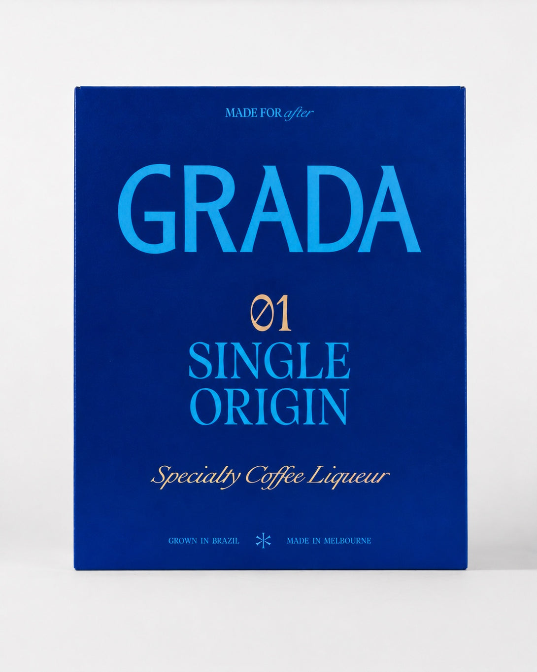 GRADA Gift Box 01 Single Origin, closed, royal blue sleeve