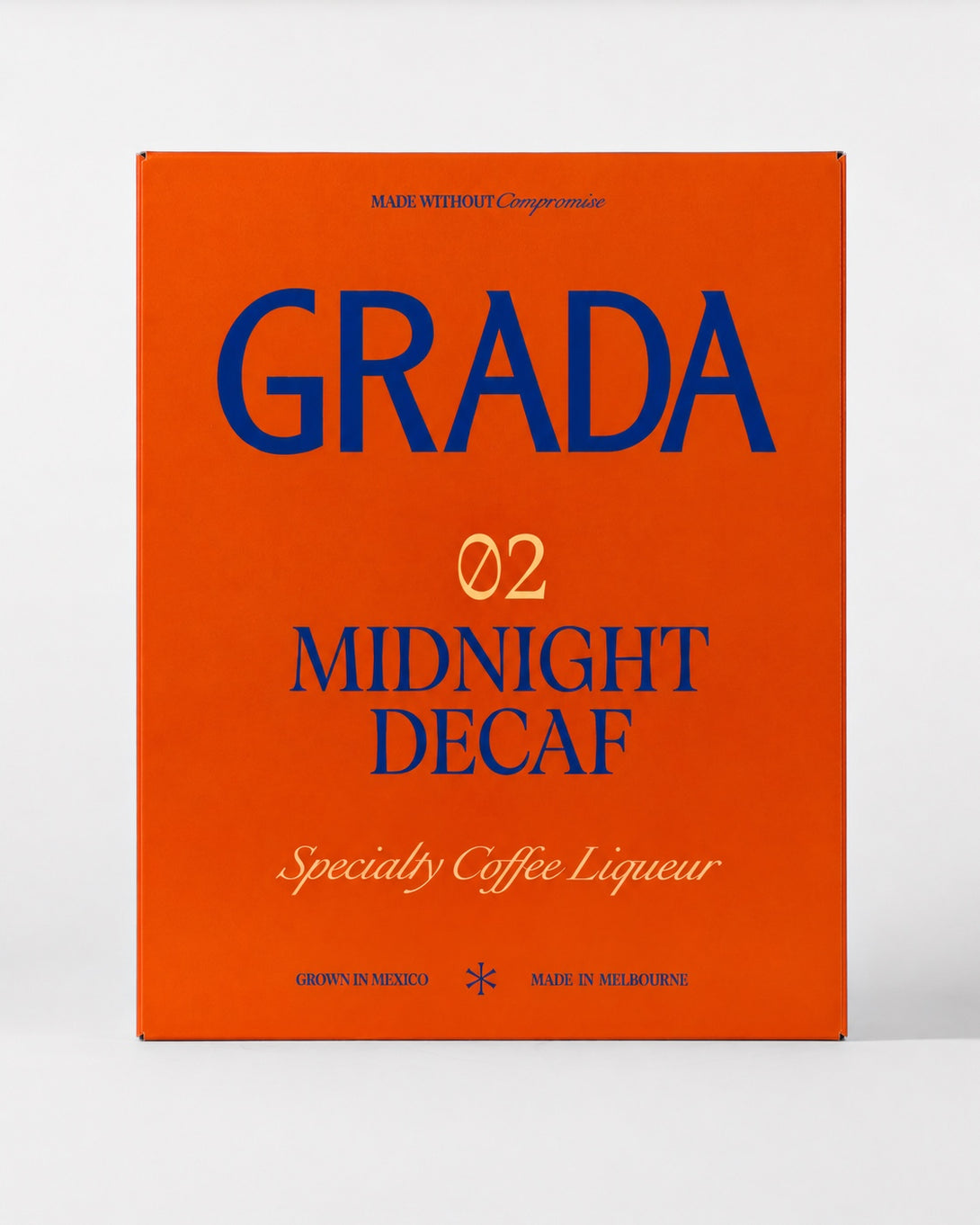 GRADA Gift Box 02 Midnight Decaf, closed, with sleeve