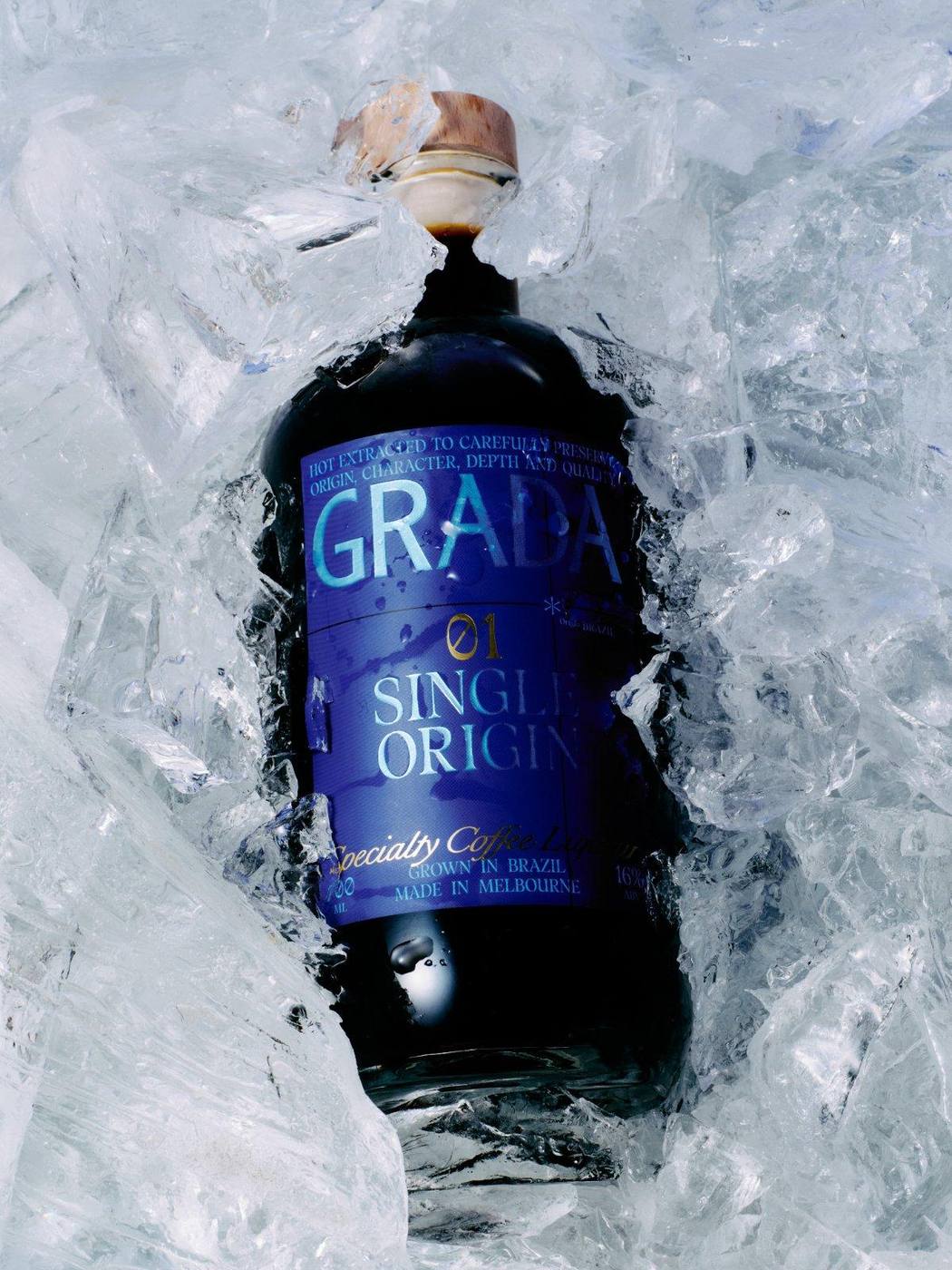 GRADA Single Origin bottle on ice